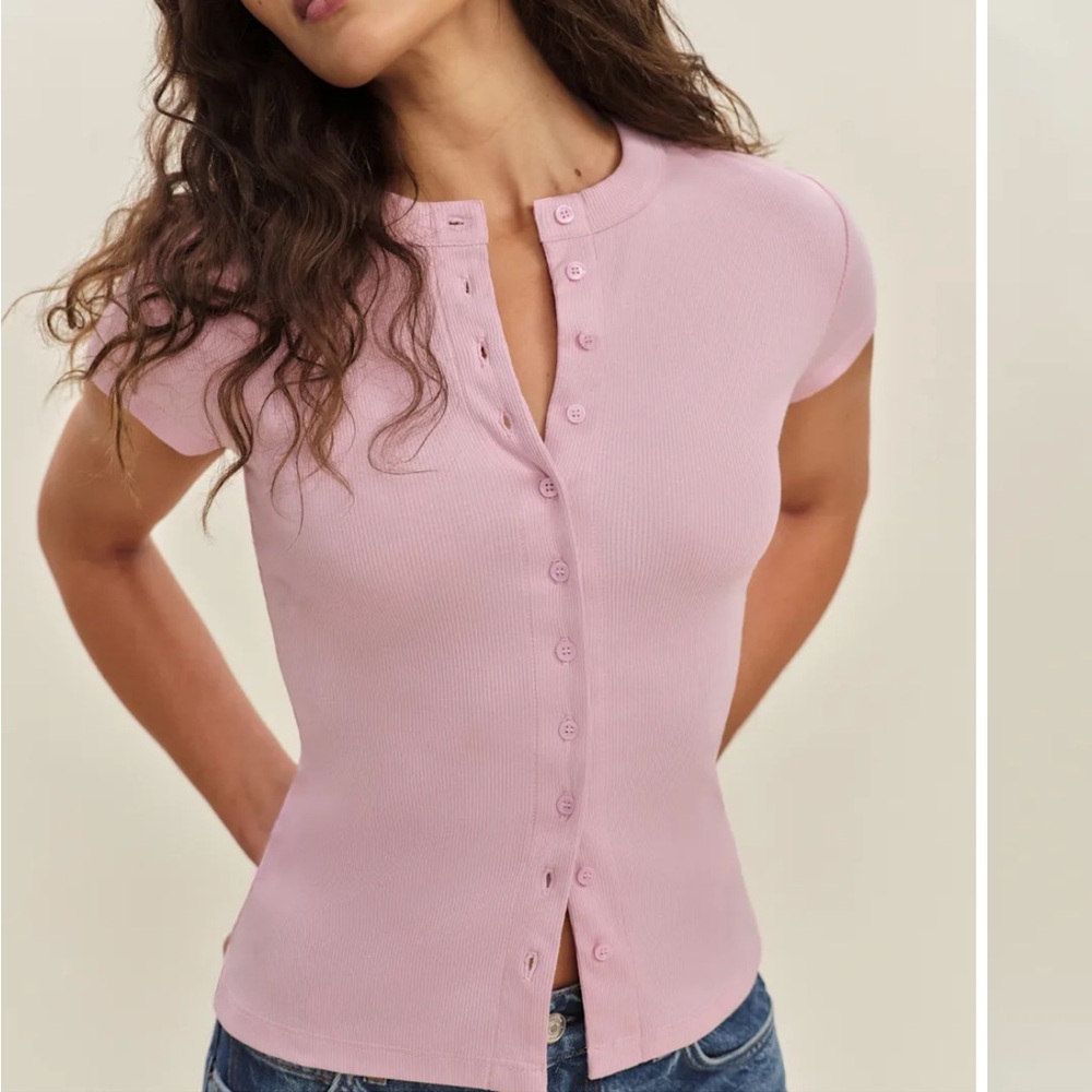 Reformation Raelynn knit top in colour babygirl - Picture 2 of 5